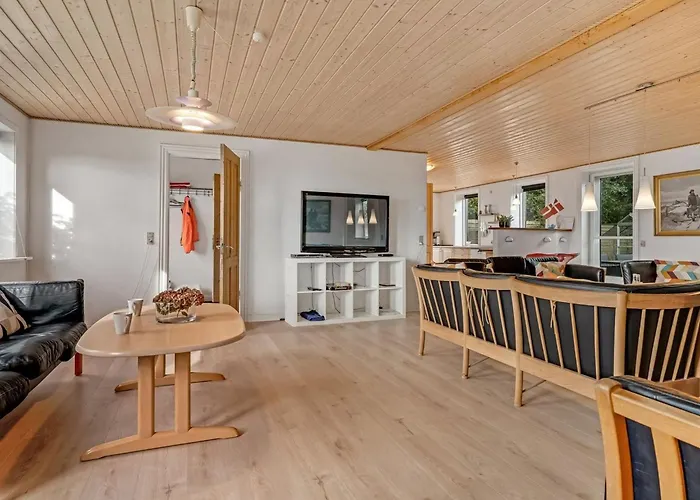 Nette - 2km To The Fjord By Interhome Nyaraló *